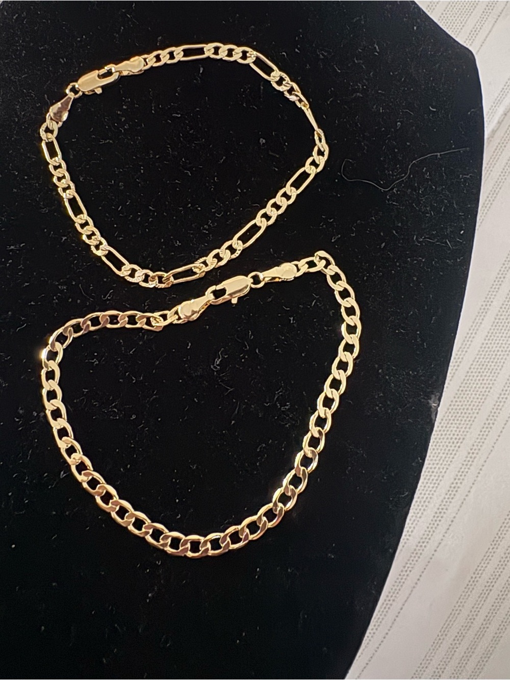 Gold Figaro Link Bracelet for Women - Polished Gold Tone